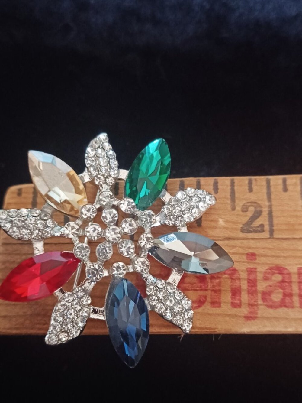 Mullti Colored Rhinestone Brooch - Picture 4 of 4